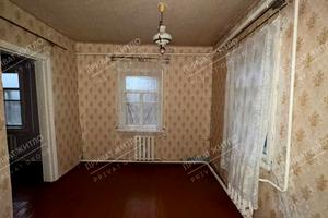 будинок за адресою Центральна, 1