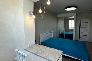 квартира за адресою Наддніпрянський просп. (50 років СРСР), 11