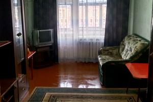 квартира за адресою Тролейбусна вул., 4