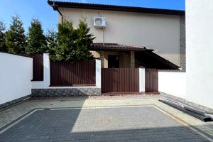 будинок за адресою Озерна, 8в