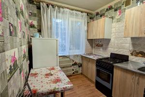 квартира по адресу Гвардейцев-Широнинцев ул., 50в