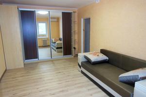 квартира за адресою Йорданська вул. (Лайоша Гавро), 9