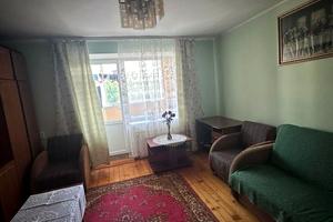 квартира за адресою Молодіжна вул., 44А