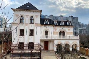 комерційна за адресою Лубенська вул., 5