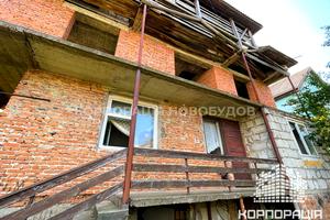 дом по адресу Тисянська