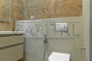 будинок за адресою Центральна вул., 1
