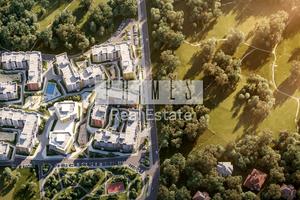 комерційна за адресою Богатирська вул., 32