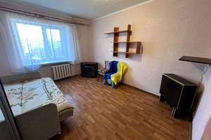 квартира за адресою Золочівська вул., 12