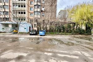 квартира за адресою Князя Володимира Великого просп., 126