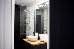 комерційна за адресою Київ, 1-ша Газопровідна вул., 2