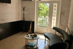 комерційна за адресою Владислава Бувалкіна вул. (Бочарова Генерала), 52