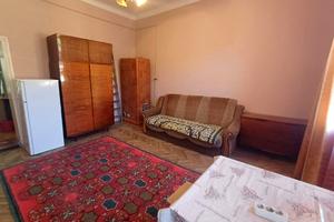 квартира за адресою Підзамче вул., 6
