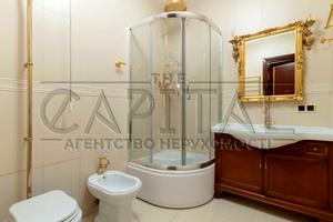 комерційна за адресою Костельна вул., 6