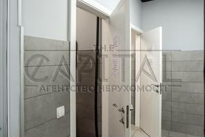 комерційна за адресою Велика Васильківська вул. (Червоноармійська), 44-А