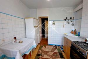 квартира за адресою Електрозаводська вул., 12
