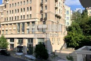 комерційна за адресою Архітектора Городецького вул., 17/1
