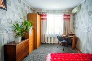 квартира за адресою автозаводська, 42