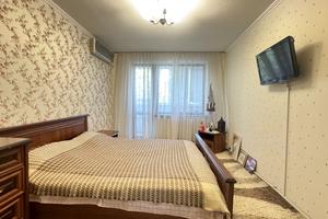 квартира за адресою Калинова вул., 64