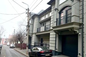 дом по адресу Ивана Крылова ул.