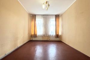 квартира за адресою Олександра Довженка вул. (Толстого), 55