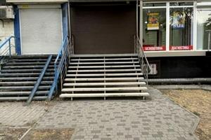 комерційна за адресою Героїв просп., 12