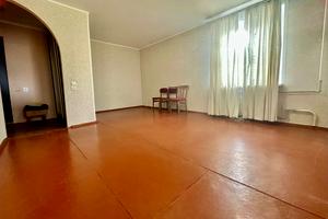 квартира за адресою Михайла Лушпи просп., 40