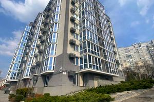 квартира за адресою Автокразівський бульв., 8