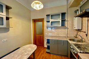 квартира за адресою 128-ї Бригади Тероборони вул. (Курчатова), 4