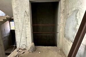 комерційна за адресою Боднарська вул., 12