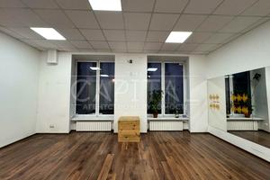 комерційна за адресою Київ, Велика Васильківська вул. (Червоноармійська), 18