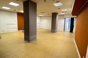 комерційна за адресою Софіївська вул., 21Б