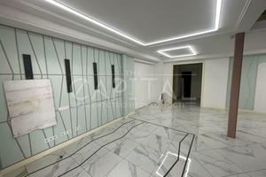 комерційна за адресою Замковецька вул., 106-Б