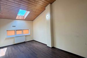 квартира за адресою Івасюка вул., 42