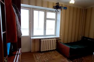 квартира за адресою Довженка вул., 44