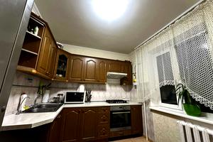квартира за адресою степана Бандери, 16