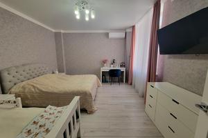 квартира за адресою Жаботинського вул. (Пролетарская улица), 56а