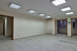коммерческая по адресу Братів Тарасівців, 12/37