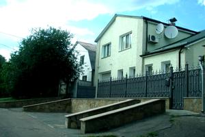 будинок за адресою Казбетська вул. (Красіна)