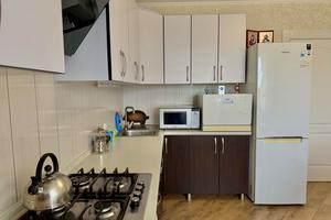 квартира за адресою Курсанта Єськова вул., 26