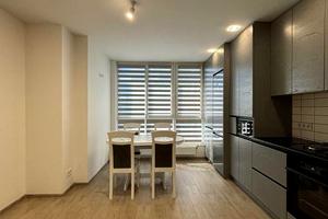 квартира за адресою Хіміків вул., 28