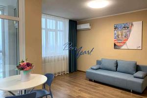 квартира за адресою Сім'ї Кульженків вул. (Петра Дегтяренка), 37