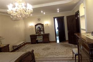 будинок за адресою Драгоманова