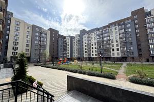 квартира за адресою Чехова вул., 1
