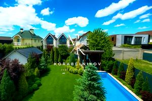 будинок за адресою Контактна вул.