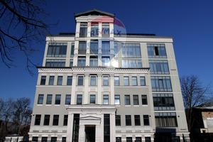 коммерческая по адресу Студенческая ул., 5-7В