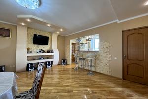 будинок за адресою с. Закрівці, Заставна вул., 8