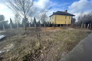 участок по адресу Молодіжна