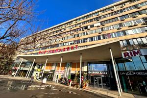 комерційна за адресою Науки просп. (Леніна), 38