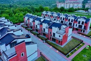 будинок за адресою Пилипа Орлика вул., 16