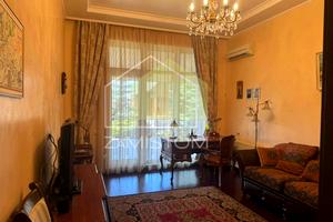 будинок за адресою Кар'єрна вул., 80